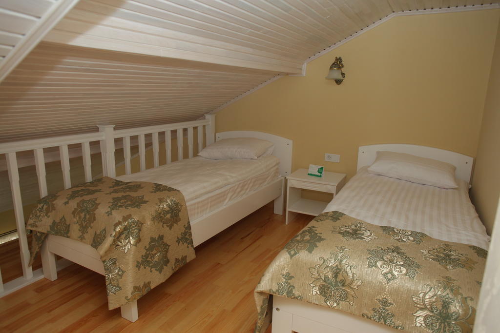 Fontush Boutique Hotel Ivano-Frankivsk Rom bilde