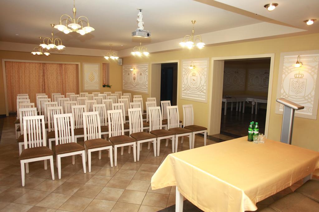 Fontush Boutique Hotel Ivano-Frankivsk Eksteriør bilde